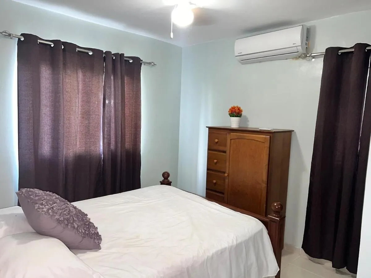 Tranquilo Apartamento De 3 Habitaciones Santo Domingo